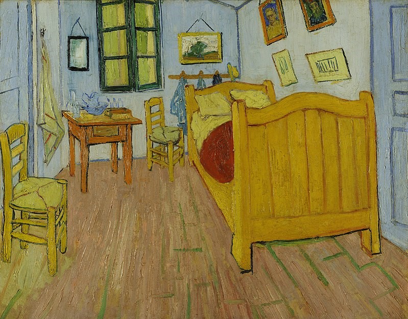 Phiên bản đầu tiên của bức họa Phòng Ngủ Ở Arles được Van Gogh vẽ vào tháng 10 năm 1888 bằng chất liệu sơn dầu, kích thước 72 x 90 cm, bức tranh hiện đang được trưng bày tại bảo tàng Van Gogh, Amsterdam, Hà Lan.