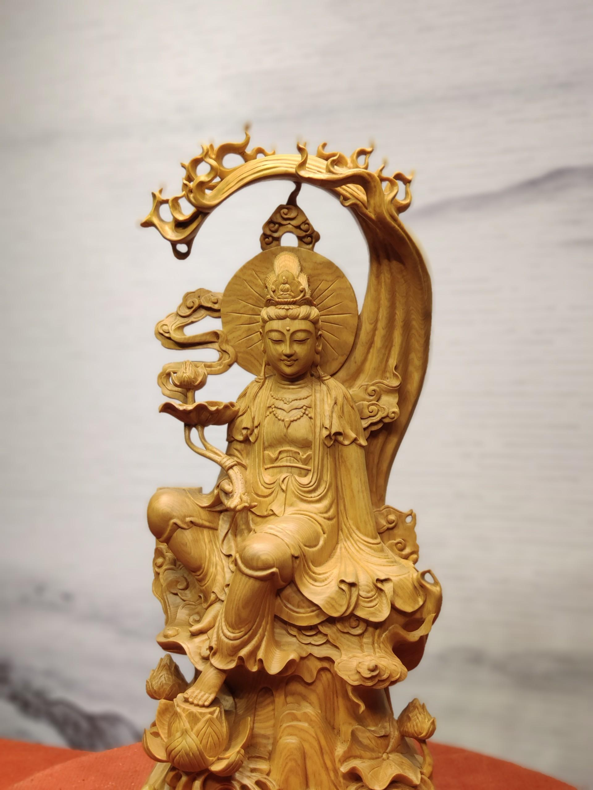 Tượng Phật Bà Quan Âm Bằng Gỗ Pơ-mu Cao Cấp | HomeAZ.vn