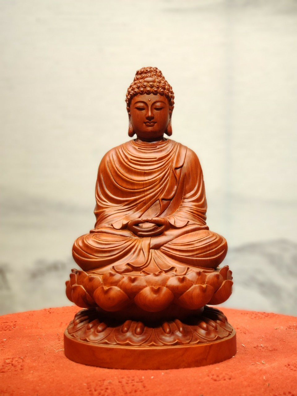 Tượng Phật Thích Ca Gỗ Hương Cao Cấp | HomeAZ.vn