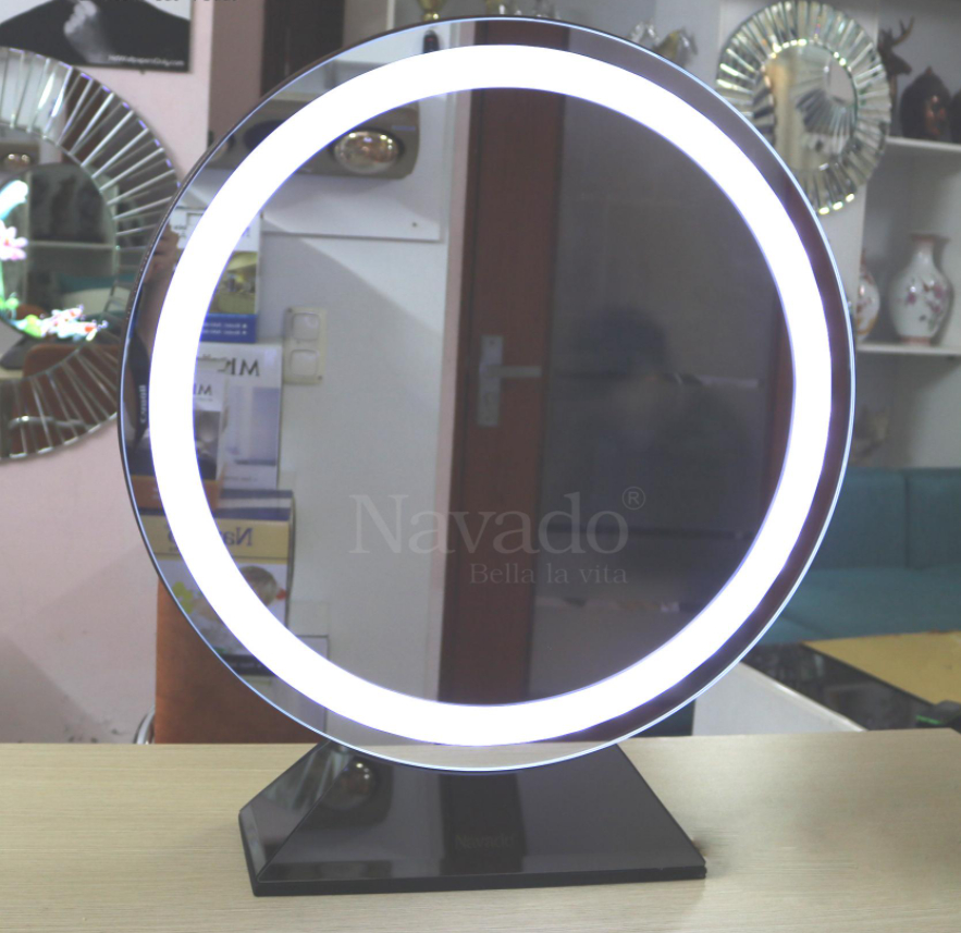 Gương Đèn Led Để Bàn- Gương Trang Điểm 3D | HomeAZ.vn