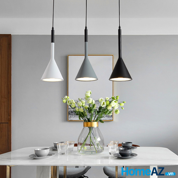 Các mẫu đèn thả bàn ăn đẹp theo phong cách tối giản phù hợp với rất nhiều phong cách nội thất khác nhau.