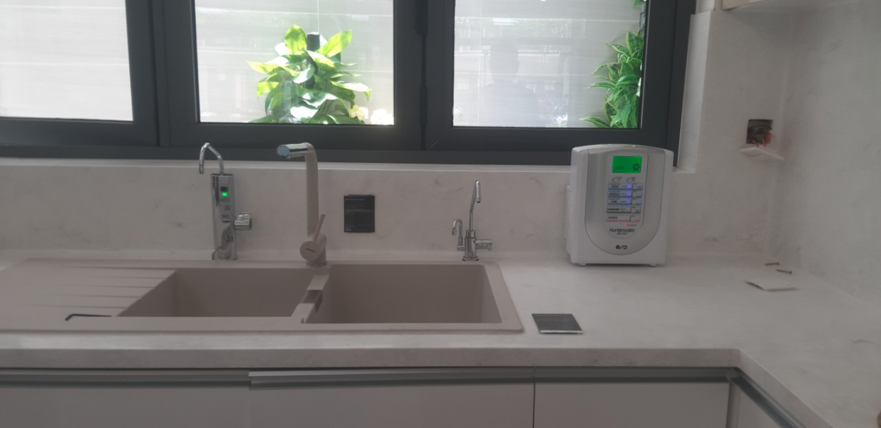 Máy lọc nước điện giải OSG của Nhật Bản có bán trên HomeAZ.vn.