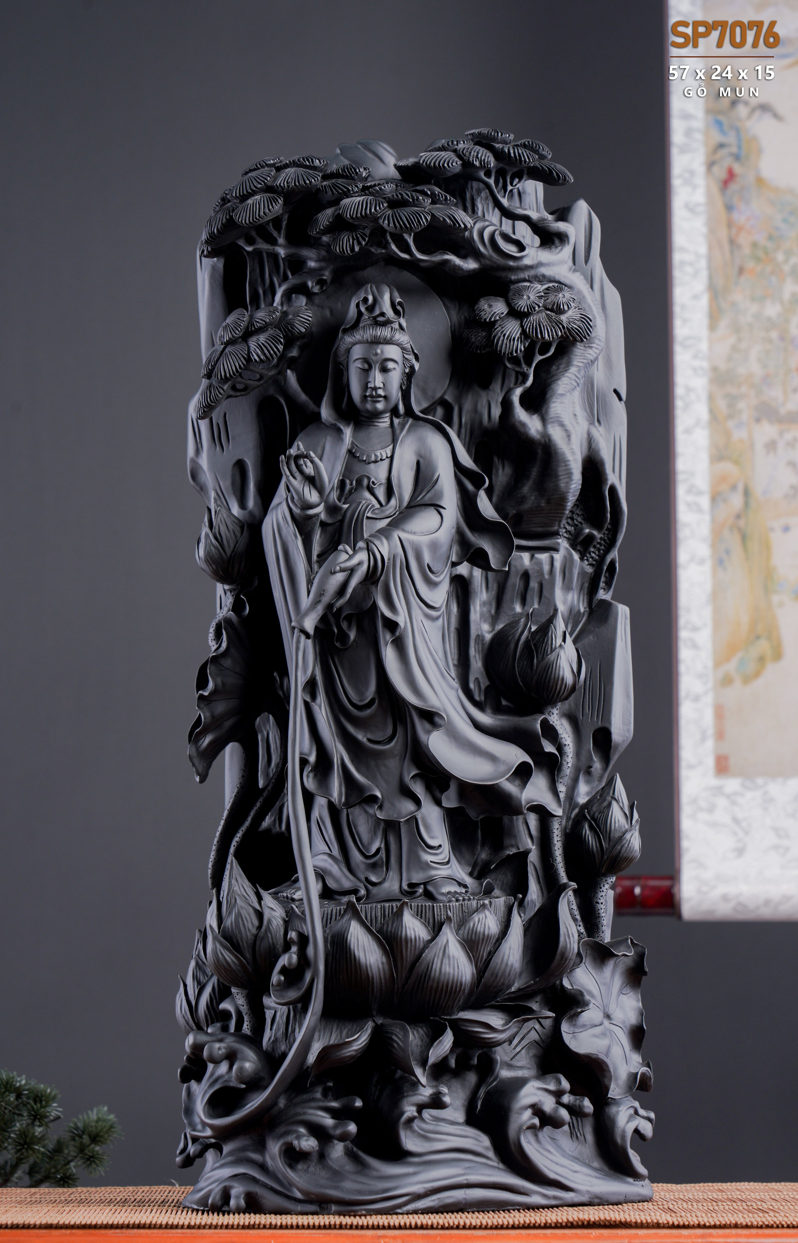 Tượng Phật Bà Quan Âm Cầm Bình Cam Lộ Ngự Đài Sen Gỗ Mun 