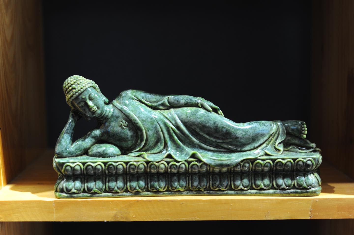 Tượng Phật Nằm Thiền Đá Xanh | HomeAZ.vn