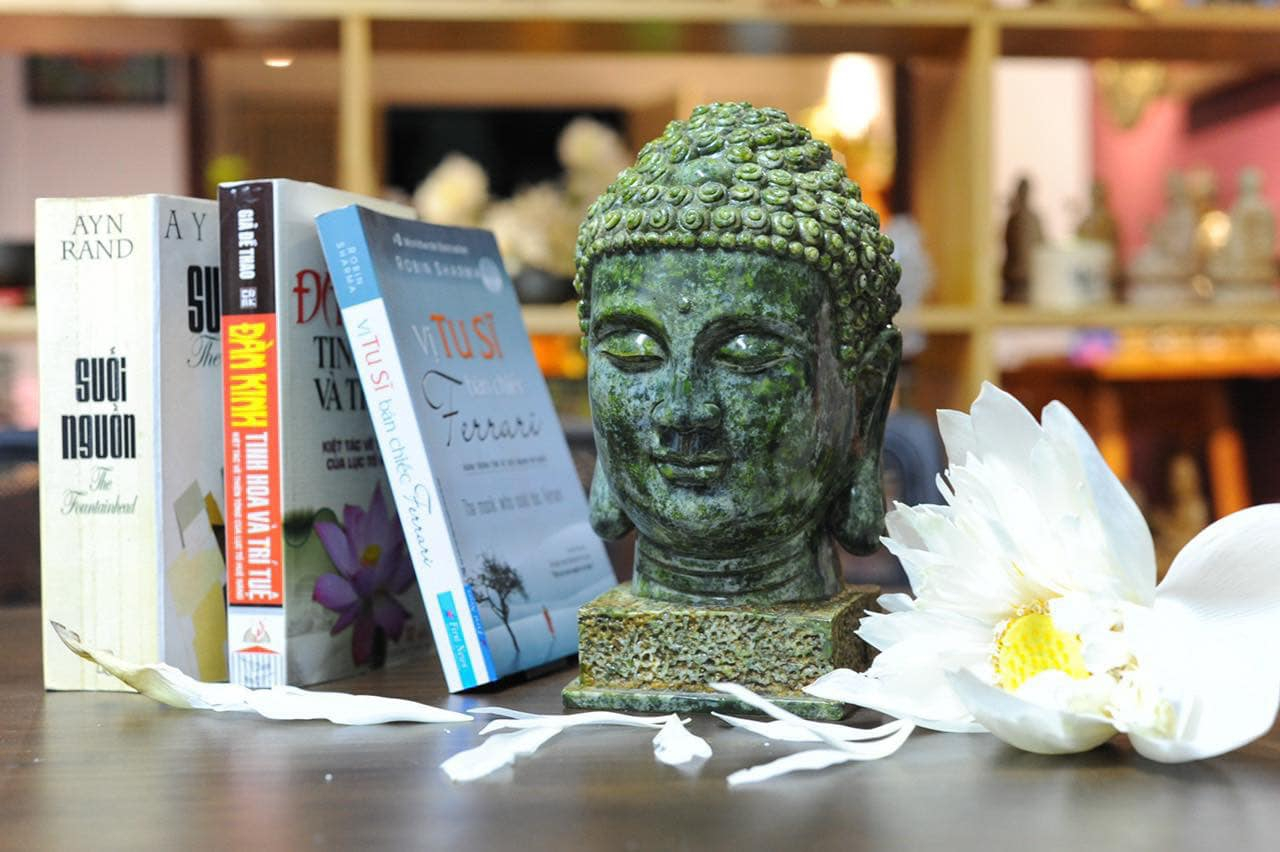 Tượng Phật Thủ Đá Xanh | HomeAZ.vn