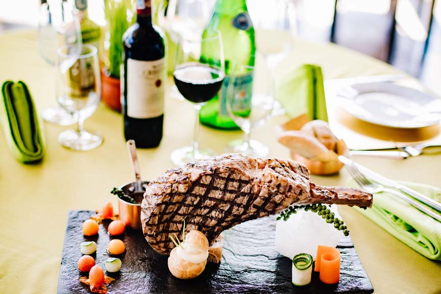 Tomahawk-Steak-Dinner