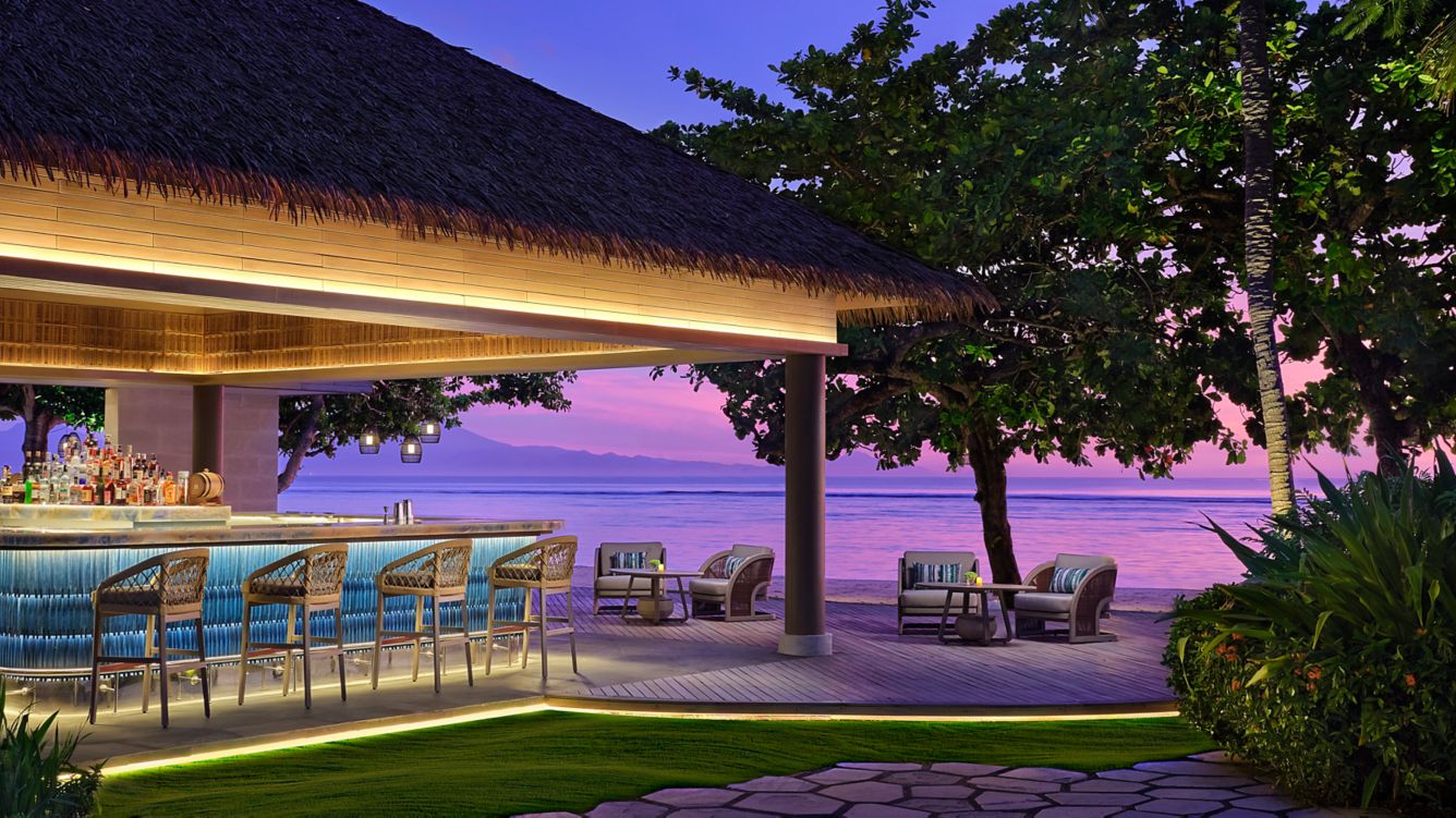 wi-dpswi-ikan-bar-night-time-42264_Wide-Hor