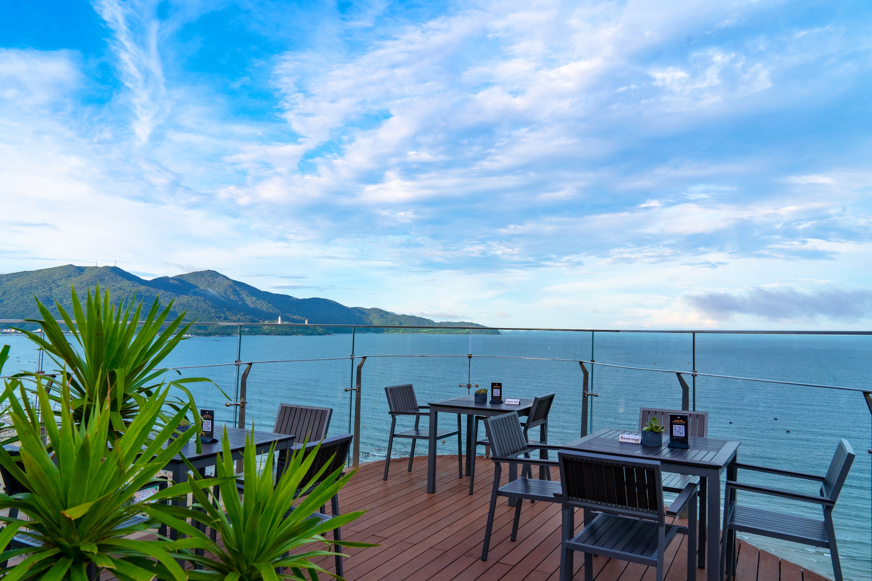 Sky Bar