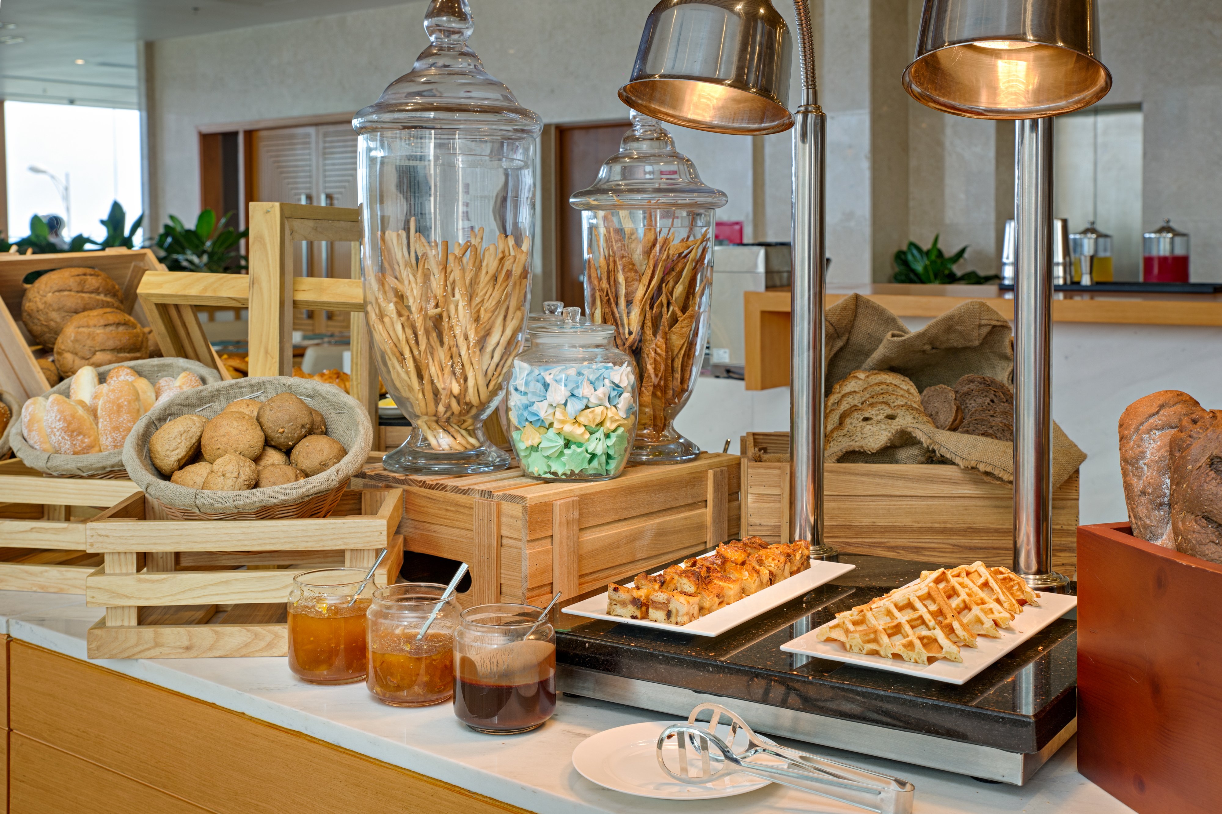 Savour Restaurant