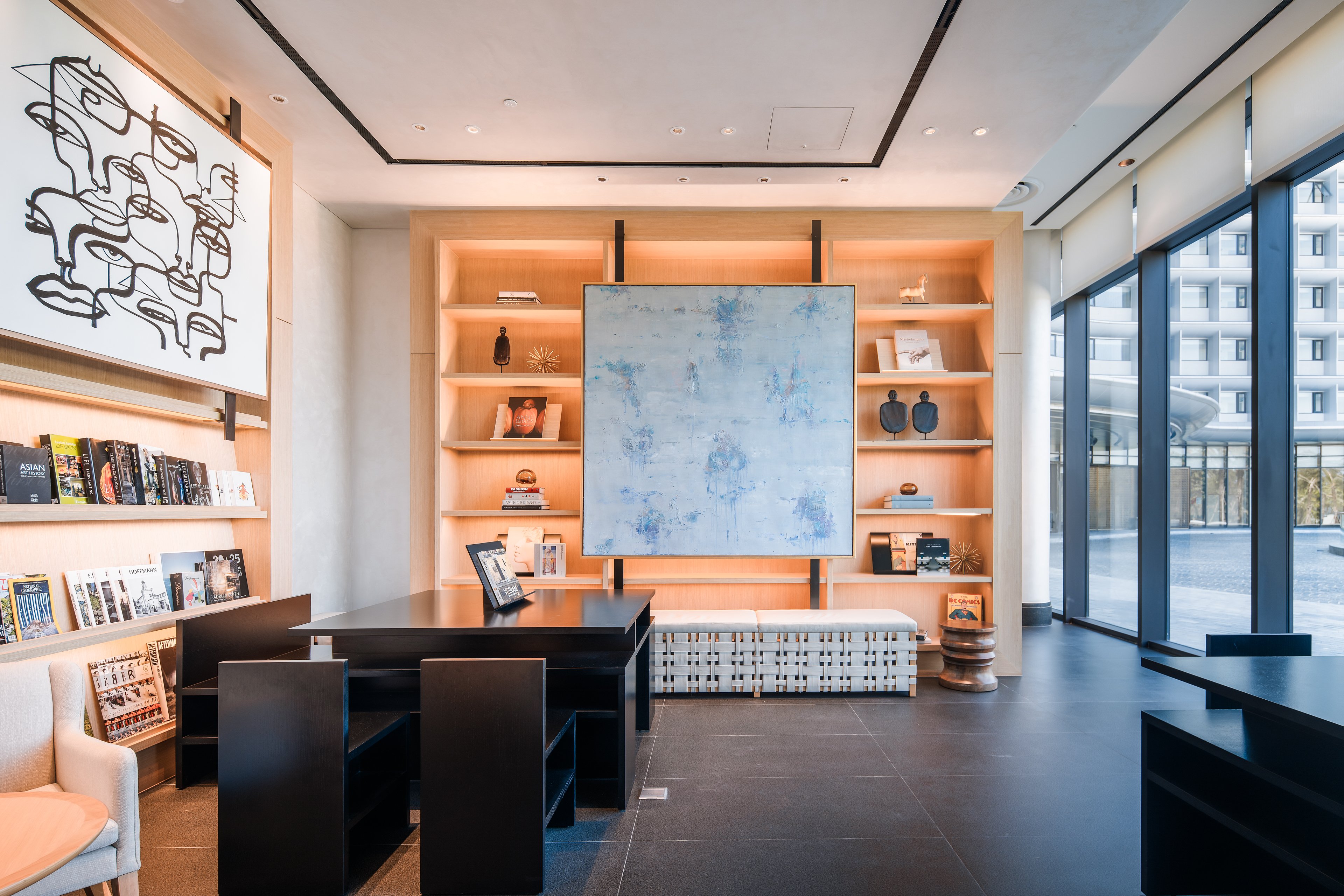 Monogram Lounge
