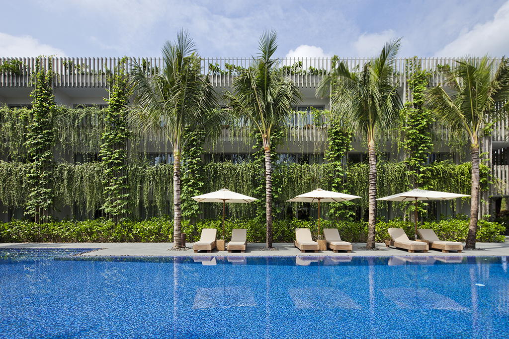Babylon Pool