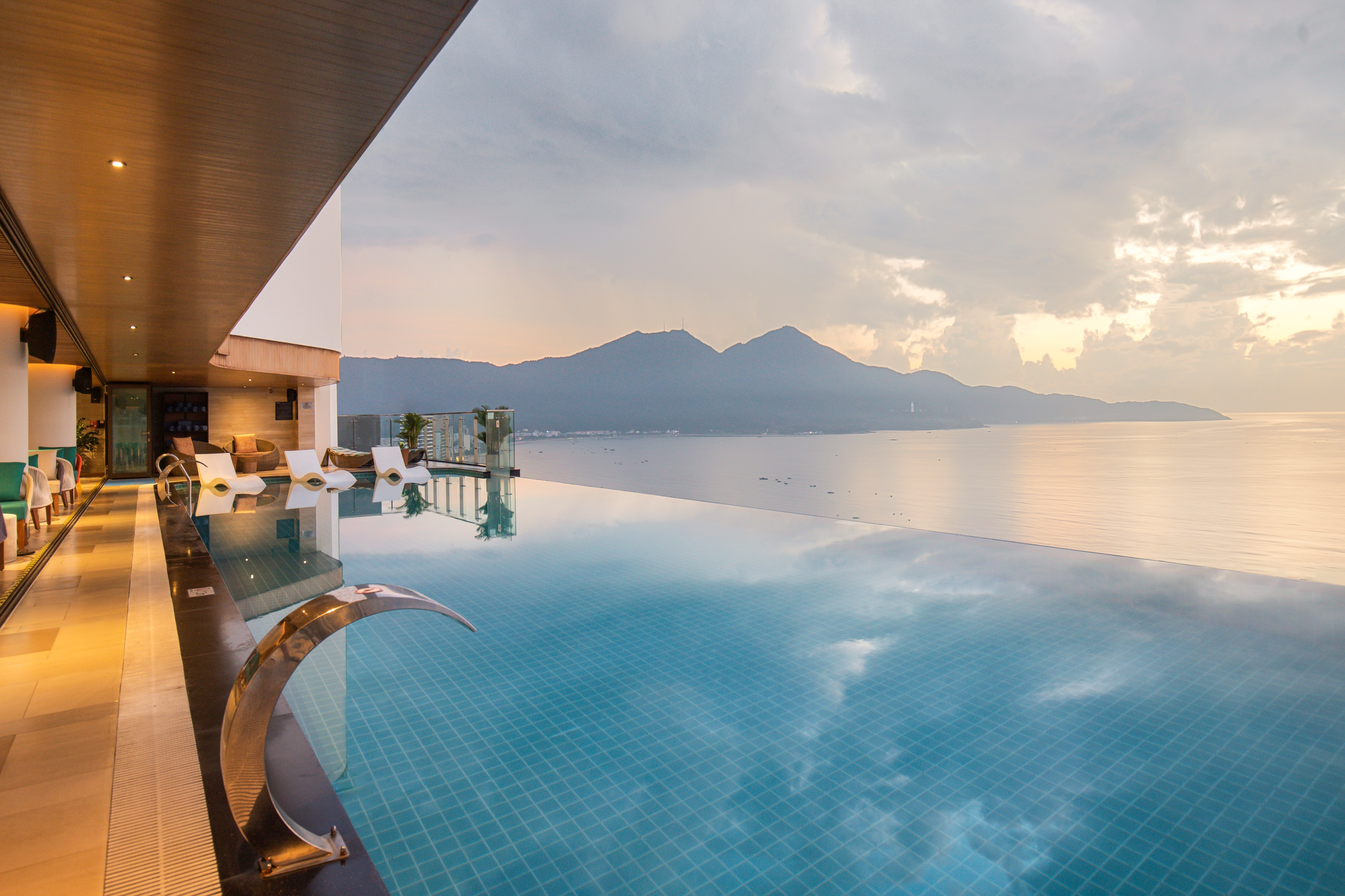 Infinity Pool