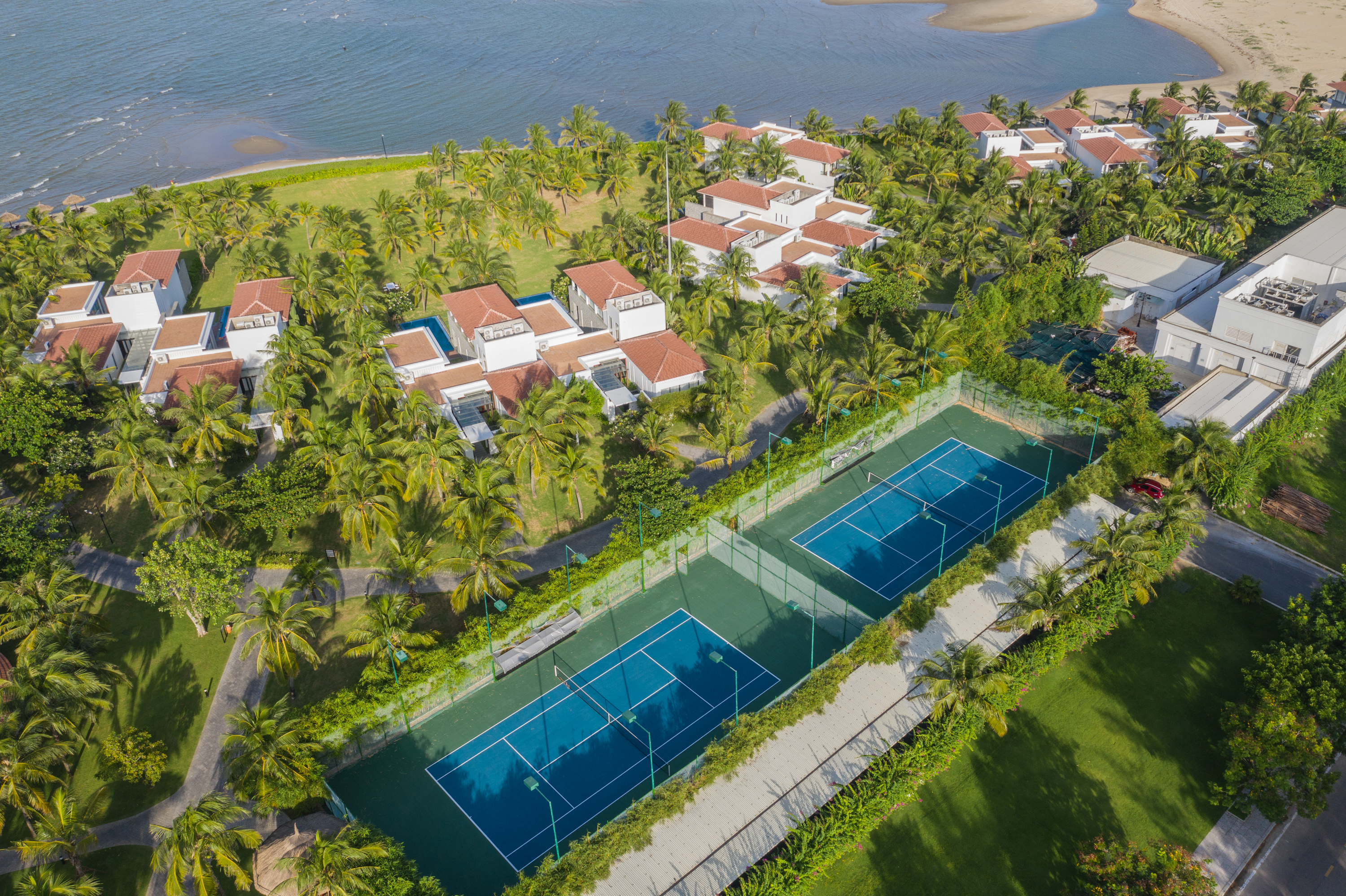 19. Tennis Court-4