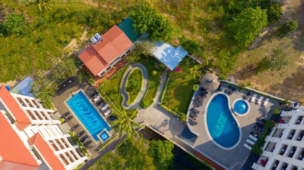 praha hotel phu quoc vietnam