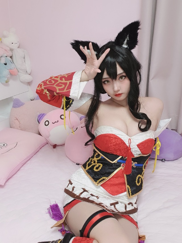 Lác mắt với loạt ảnh cosplay cực đỉnh của người đẹp xứ Hàn_2