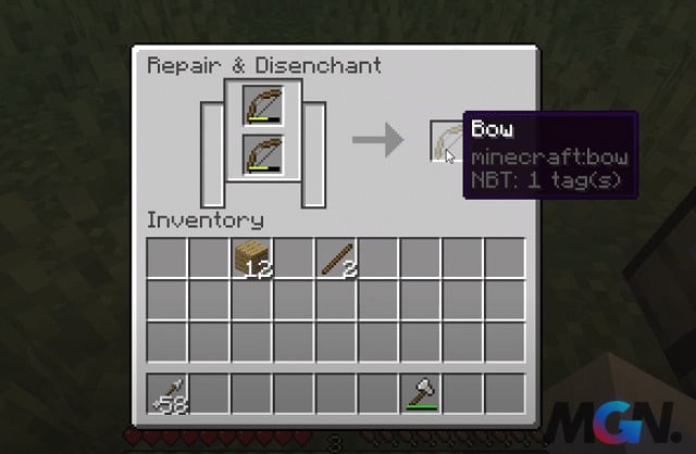 Các game thủ Minecraft còn có thể gia tăng độ bền bằng cách dùng đe hoặc đá mài