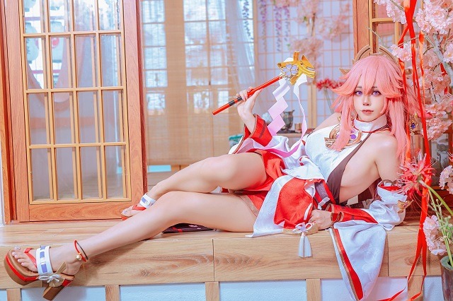 Byoru - nữ coser gốc Việt xuất hiện cực cháy trong bộ ảnh cosplay Yae Miko
