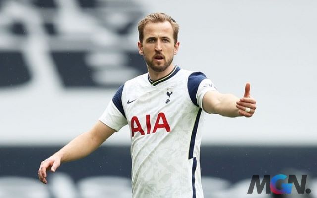 FIFA Online 4: So sánh Harry Kane 22TY vs Kane E21, đắt hơn liệu có ngon hơn?