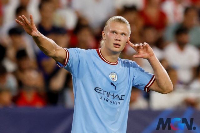 FIFA Online 4: So sánh hai mùa giải 22TS và SPL của 'siêu tiền đạo' Erling Haaland