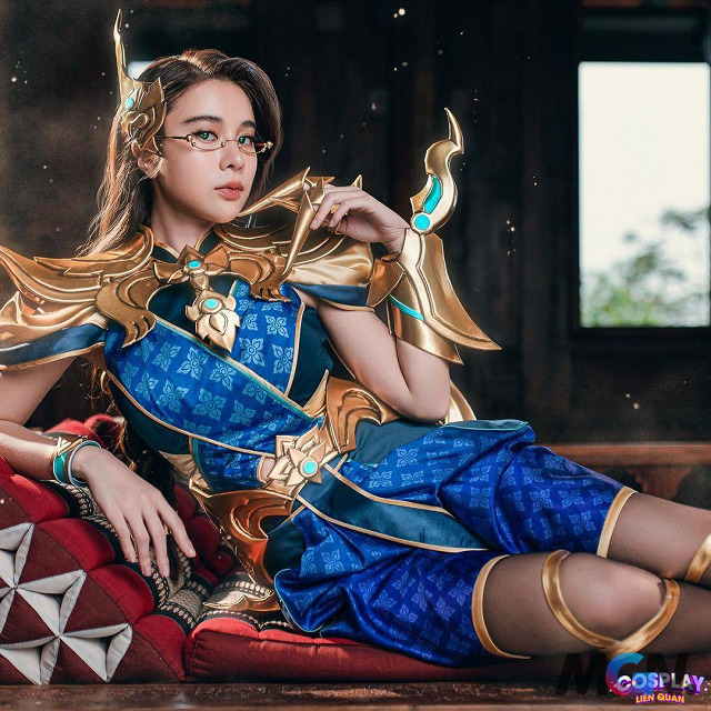 Cosplay Veres Thủy Thần Kiều Diễm - 1