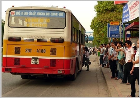 Lộ trình tuyến xe buýt số 9 Hà Nội: Giá vé, điểm dừng, lưu ý khi đi