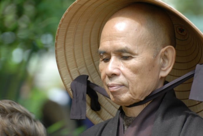 Bài phỏng vấn thiền sư Thích Nhất Hạnh chấn động phương Tây: Đức Phật là người hạnh phúc