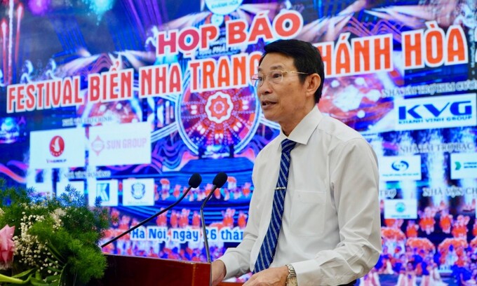 Phó Chủ tịch UBND tỉnh Khánh Hòa, Trưởng ban tổ chức, Festival Biển Nha Trang - Khánh Hòa, ông Đinh Văn Thiệu