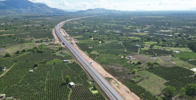 Hôm nay ngày 19/5, cao tốc Nha Trang - Cam Lâm dài 49km và cao tốc Vĩnh Hảo - Phan Thiết có chiều dài hơn 100km ở Bình Thuận đã được thông xe. Ảnh sưu tầm