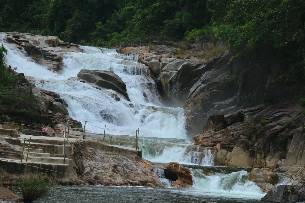 Chiêm ngưỡng vẻ đẹp của thác Yang Bay - Nơi mang trong mình vẻ đẹp nên thơ, hùng vĩ ở Khánh Hòa. Ảnh sưu tầm