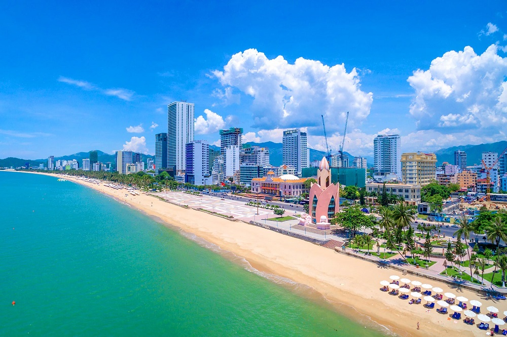 Người dân Nha Trang cũng tin vào một yếu tố phong thủy về thế đất giúp làm nên sự nghiệp của thành phố. Vậy nên mới có câu nói rằng, Nha Trang là vùng đất của “tứ thủy triều quy, tứ thú tụ”. Ảnh sưu tầm