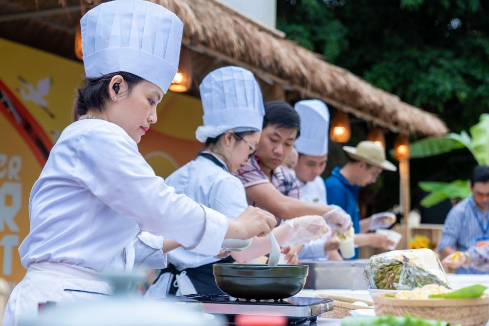 Lễ hội đặc sản bản địa chính là hoạt động mang dấu ấn riêng biệt cũng như quy mô thứ 2 được giới thiệu ở trong khuôn khổ chuỗi Lễ hội Biển Quốc tế WonderFest 2023 đa chủ đề ở VinWonders Nha Trang. Ảnh sưu tầm