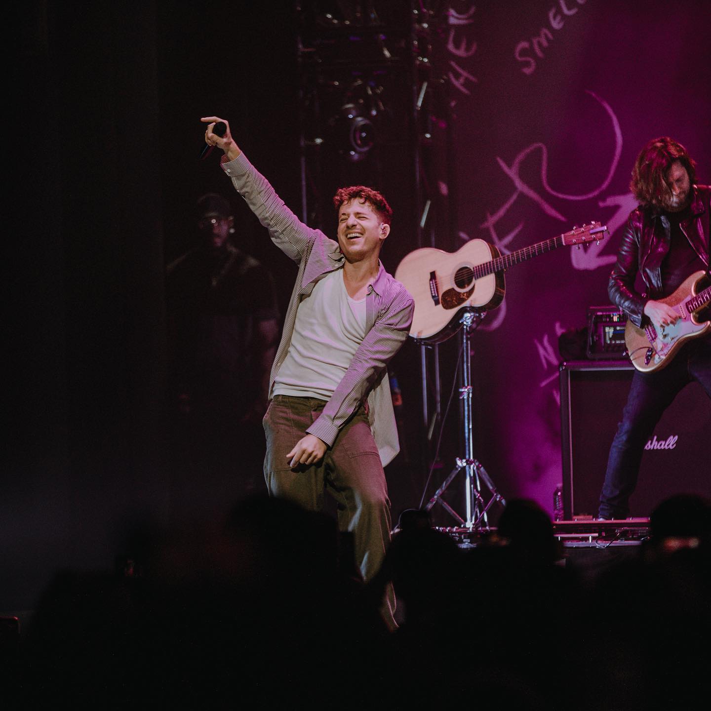Charlie Puth đã chọn Nha Trang là nơi mở đầu cho tour diễn thế giới năm nay và sự kiện âm nhạc lớn đầu tiên tại châu Á