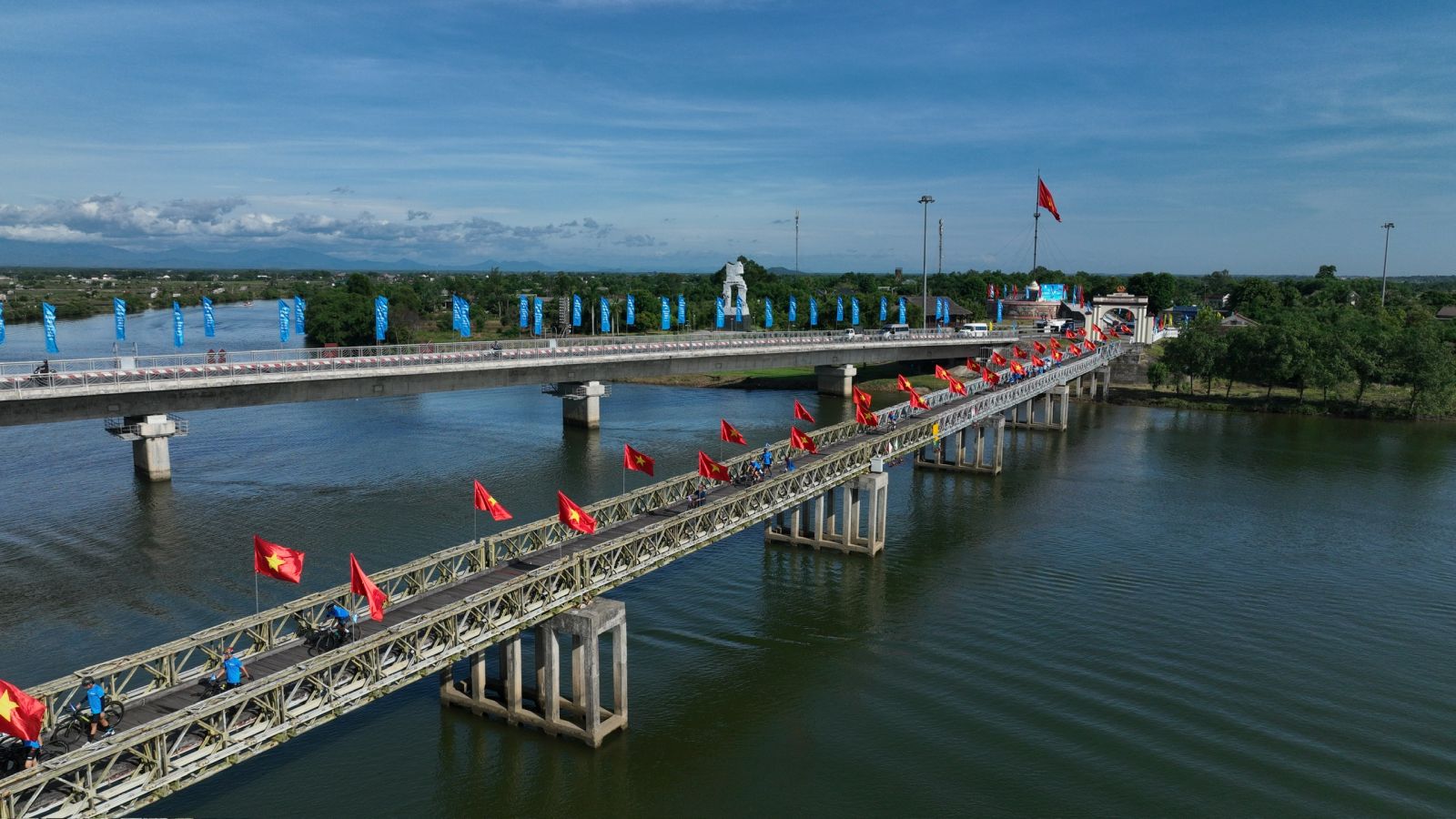 dap xe vi hoa binh