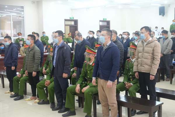 Các bị cáo tại tòa