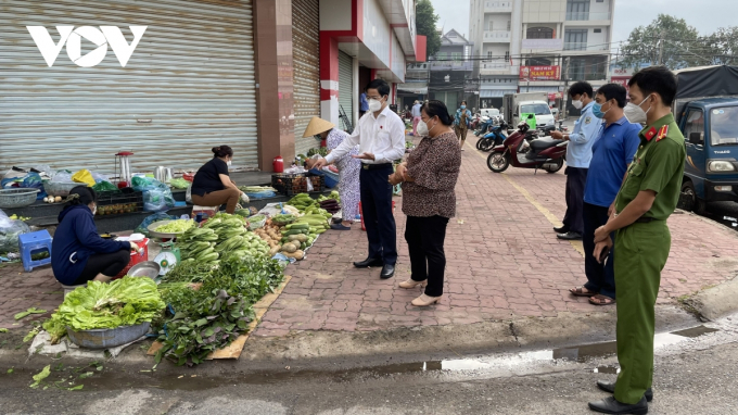 Bà Rịa - Vũng Tàu quản lý chặt chợ tạm, chợ cóc để hạn chế lây lan dịch bệnh.