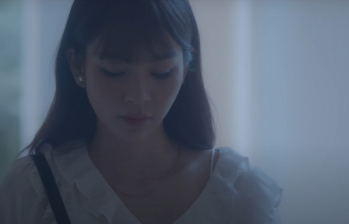 Phí Phương Anh tung teaser của MV mới 