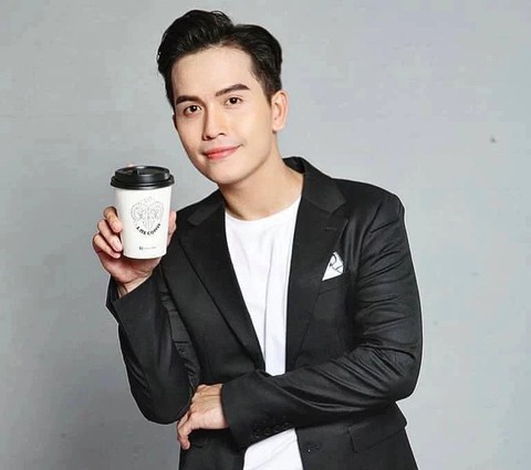 Đinh Công Đạt - CEO S.Tix Coffee và Ding Food. Ảnh: S.Tix.
