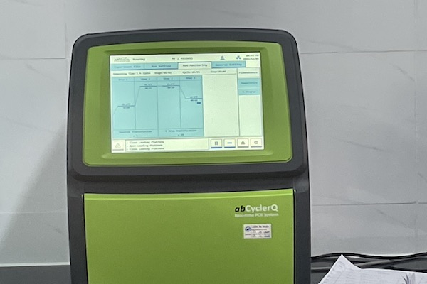 Công ty Việt Á đã cho CDC Bình Phước mượn máy PCR lắp đặt và đưa vào vận hành từ tháng 8/2020.