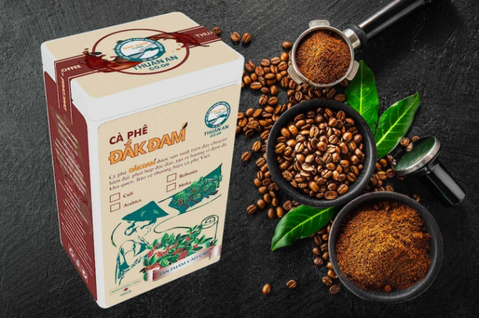 Nhờ đầu tư vào chế biến sâu, sản phẩm bột cà phê Đăk Đam được đánh giá 4 sao OCOP của tỉnh.