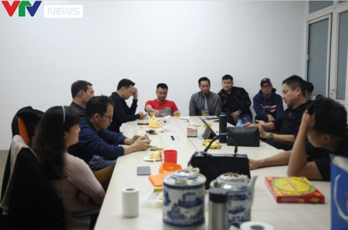 Buổi gặp mặt đầu tiên của ekip Táo quân