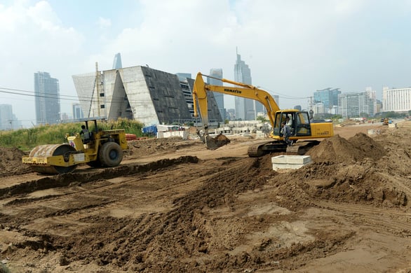 Giá cát tăng nhưng “né” với giá thực tế bán khiến nhiều dự án khó khăn. Trong ảnh: tại một dự án ở TP Thủ Đức, TP.HCM - Ảnh: TỰ TRUNG