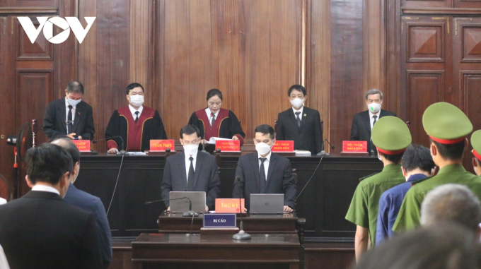 HĐXX tuyên án đối với cựu Phó Bí thư Thành ủy TP.HCM Tất Thành Cang và 19 bị cáo khác trong vụ án xảy ra tại Sadeco