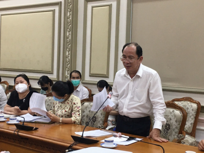 Giám đốc Sở Y tế Tăng Chí Thượng phát biểu tại hội nghị sáng 8/1.