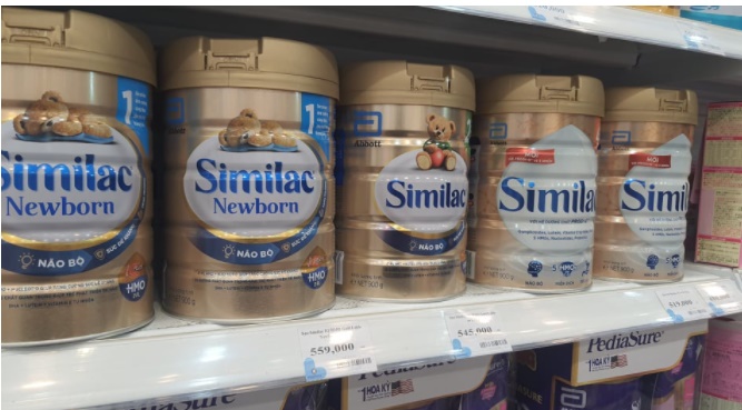 Sữa Similac bán tại Kids Plaza.