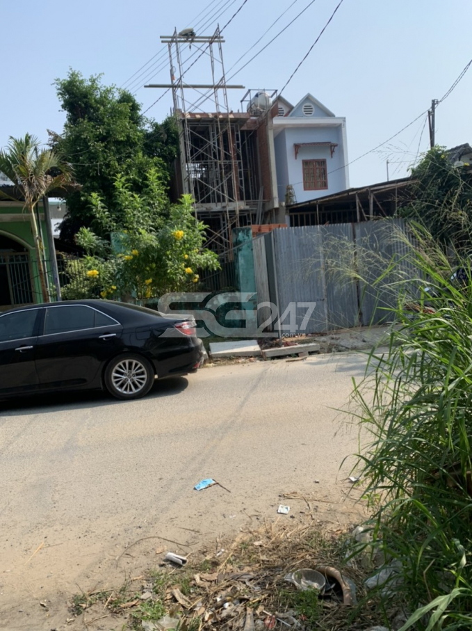 Tờ 27 thửa 420 diện tích 622,8m2 trong đó có 42,58m2 đã được quy hoạch đất giao thông