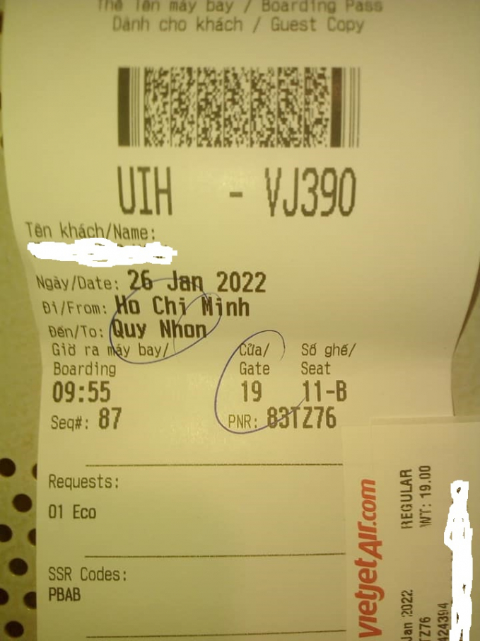Hành khách T.T.M bị hãng hàng không thông báo trễ chuyến bay phải chuyển sang chuyến bay khác và phải bù thêm tiền. Ảnh: FB nhân vật