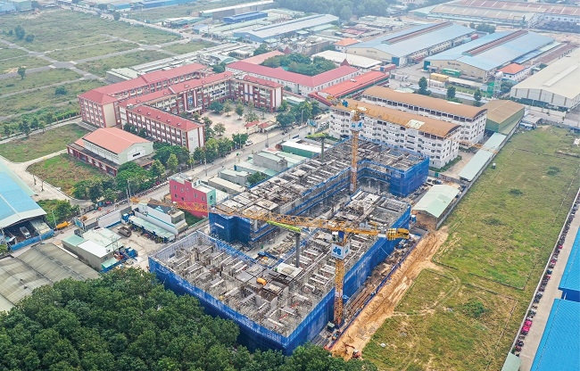 Legacy Central là dự án thứ hai Kim Oanh Group đóng vai trò là nhà phát triển dự án căn hộ.