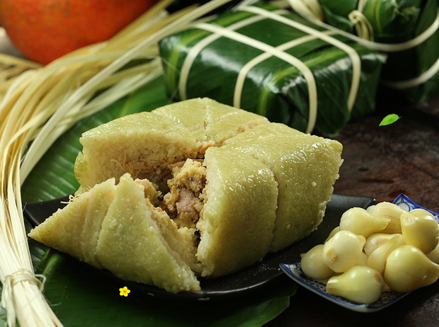 Bánh chưng là món ăn truyền thống của người Việt