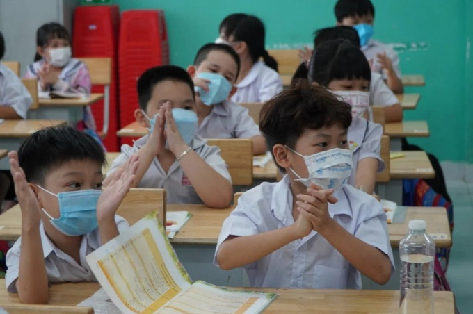 Học sinh tiểu học có ngày