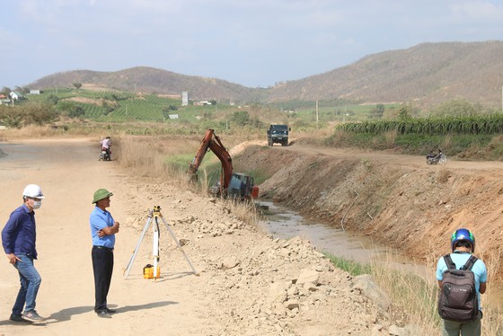 Hồ thủy lợi Tân Lập, nơi chứa nguồn nước thô cho Nhà máy nước Thuận Nam đã cạn gần hết nước